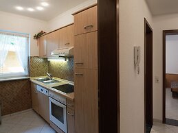 Idyllic Flat in Mossautal With Garden