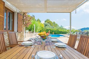 Rustic House in Tramuntana With Salt Pool