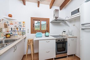 Rustic House in Tramuntana With Salt Pool