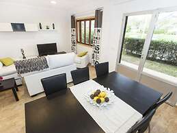 Belvilla by OYO Ferragut Apart