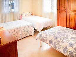 Belvilla by Oyo Preciosa Casa en Sevilla