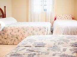 Belvilla by Oyo Preciosa Casa en Sevilla