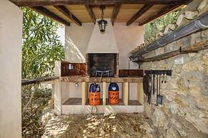 Belvilla by OYO Pla de Ses Rotes