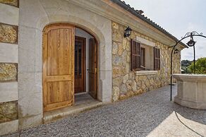 Belvilla by OYO Pla de Ses Rotes