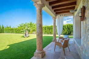 Belvilla by OYO Ses Rentadores