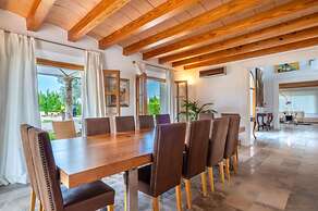 Belvilla by OYO Ses Rentadores