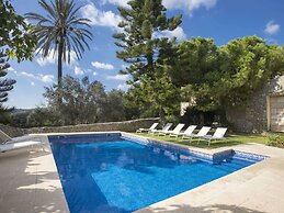 Belvilla by OYO Son Pelai