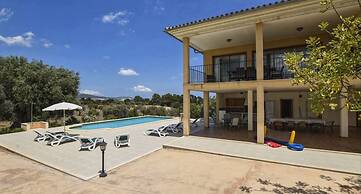 Belvilla by OYO Sastre Blanquer