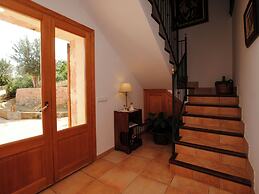 Belvilla by OYO Es Rafal