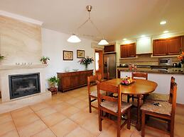 Belvilla by OYO Es Rafal