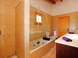 Belvilla by OYO Es Rafal