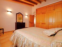 Belvilla by OYO Es Rafal