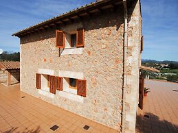 Belvilla by OYO Es Rafal