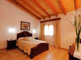 Belvilla by OYO Es Rafal