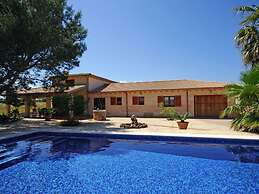 Belvilla by OYO Ribes