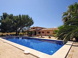 Belvilla by OYO Ribes