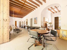 Belvilla by oyo Mansion