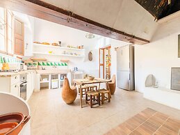 Belvilla by oyo Mansion