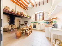 Belvilla by oyo Mansion