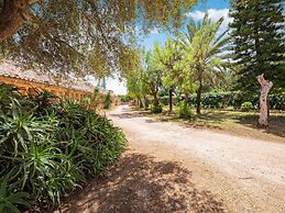 Belvilla by oyo Mansion