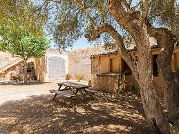 Belvilla by oyo Mansion