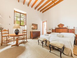 Belvilla by oyo Mansion