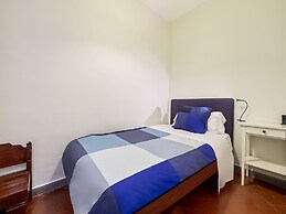 Modern Villa in Eixample With Sea Near