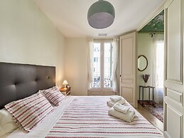 Modern Villa in Eixample With Sea Near