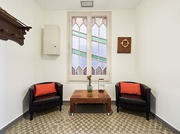 Modern Villa in Eixample With Sea Near