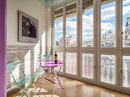 Modern Villa in Eixample With Sea Near