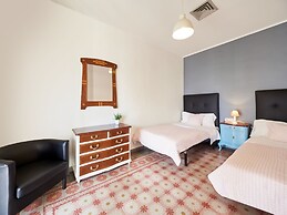 Modern Villa in Eixample With Sea Near