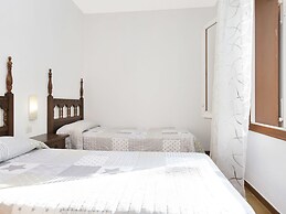 Simply Furnished Apartment With Shared Pool in Llafranc