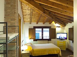 Cozy Mansion in Torrecilla en Cameros With Mountain View