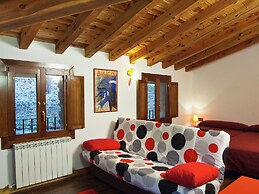 Cozy Mansion in Torrecilla en Cameros With Mountain View