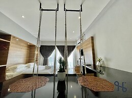 Homesuite' Home at Aeropod SOVO