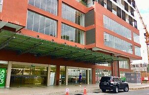 Homesuite' Home at Aeropod SOVO