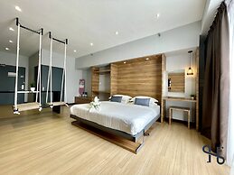 Homesuite' Home at Aeropod SOVO