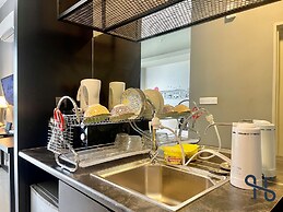 Homesuite' Home at Aeropod SOVO