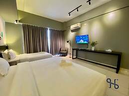 Homesuite' Home at Aeropod SOVO