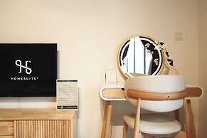 Homesuite' Home at Aeropod SOVO