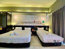 Homesuite' Home at Aeropod SOVO