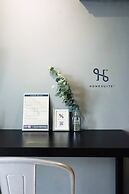 Homesuite' Home at Aeropod SOVO