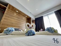 Homesuite' Home at Aeropod SOVO