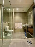 Homesuite' Home at Aeropod SOVO