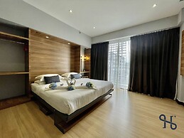 Homesuite' Home at Aeropod SOVO