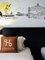 Homesuite' Home at Aeropod SOVO