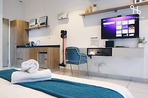 Homesuite' Home at Aeropod SOVO