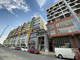 Homesuite' Home at Aeropod SOVO