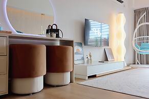 Homesuite' Home at Aeropod SOVO