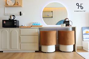 Homesuite' Home at Aeropod SOVO